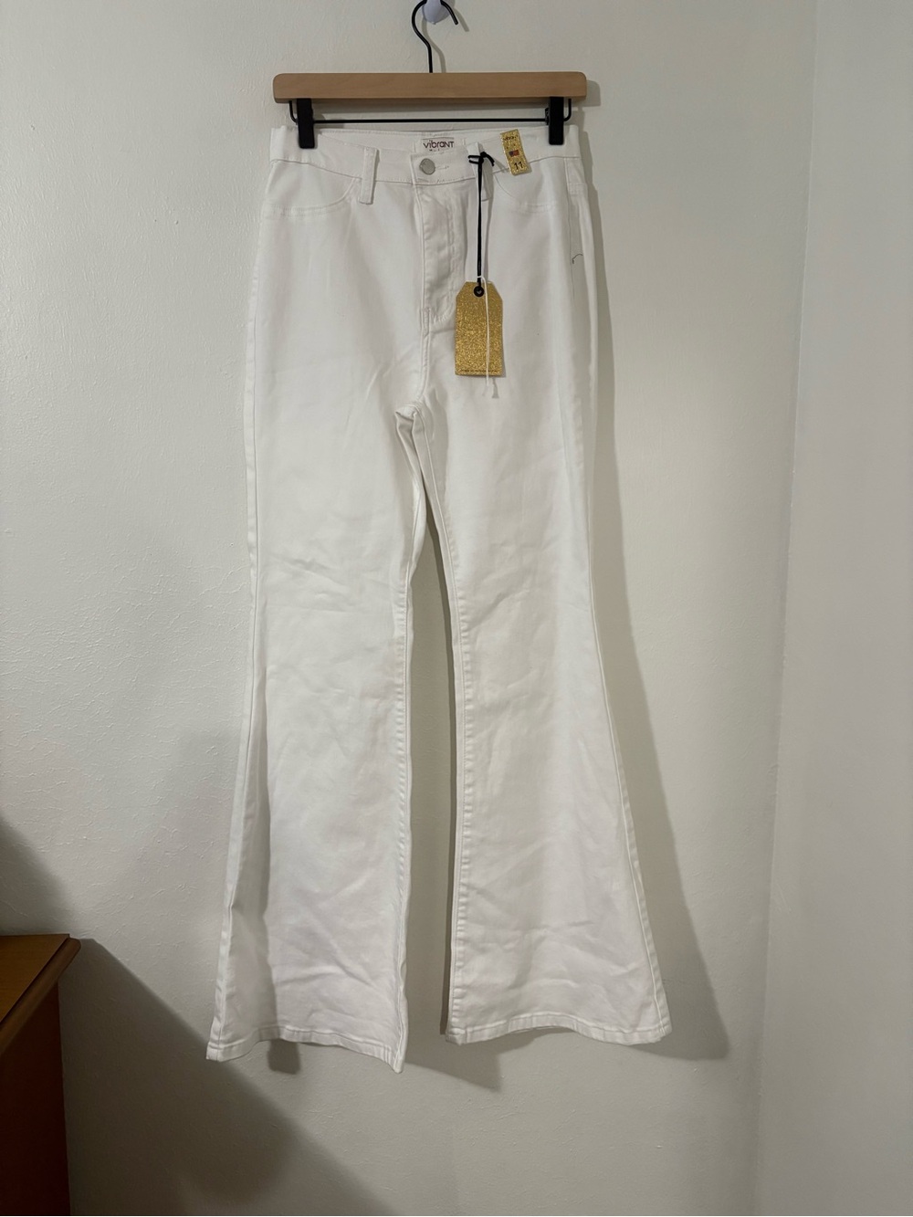 NWT Vibrant MIU High Rise Flare Jeans | Size: 11